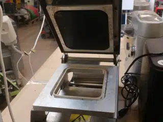 Forseglingsmaskine til pp bakker