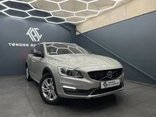 Volvo V60 CC 2,0 D3 150 Momentum