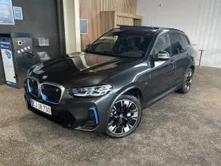 BMW iX3  Charged M-Sport