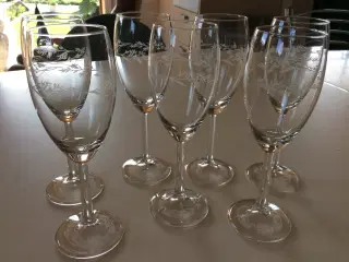 Hvidvinsglas fra Mads Stage