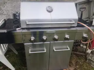 Gas grill 