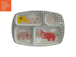 Børnetallerken med rumopdeling fra Done By Deer (str. 28,5x19,5 cm)