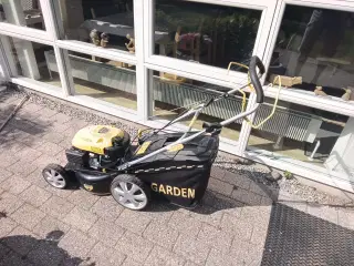 Plæneklipper 