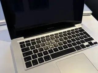 MacBook pro mid2010