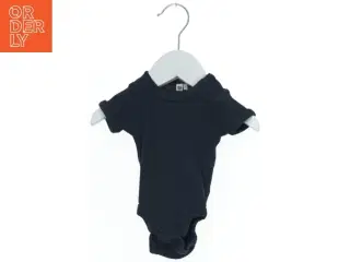 Baby bodystocking med korte ærmer fra Be Kids (str. 50)