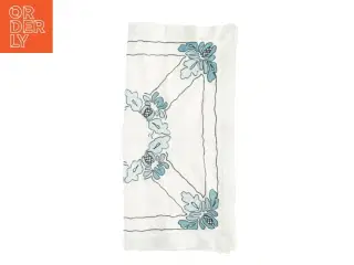 Broderet dug (str. 65. x 65 cm)
