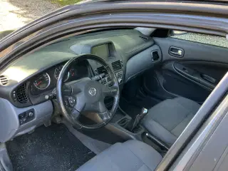 Nissan Almera (årg 2004) lav km.