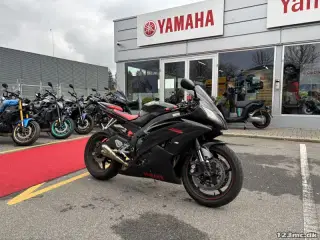 Yamaha YZF R6