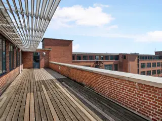 Kontor med super central beliggenhed lige ved København Syd Station