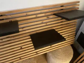 Flexibel reol i fyrretræ