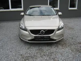 Volvo V40 2,0 D2 120 Kinetic