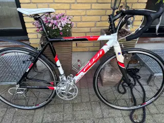 Fuji Cross Pro – 53 cm