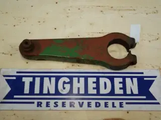 John Deere 327 Ballepresser Krankarm E38735