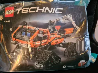 42038 Arctic Truck