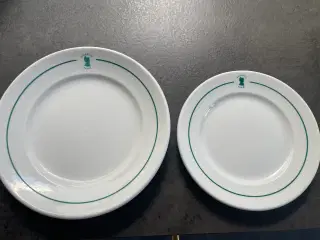 2 royal Copenhagen tallerkner Hotelporcelæn 