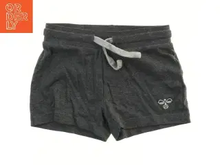 Sportsshorts med snoretræk fra Hummel (str. 110)