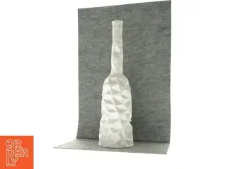 Vase med geometrisk mønster