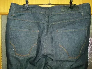 JEANS, BERTONI, BRUGT 1 GANG, W 36