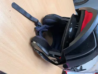 Scooter 45 hjelm xl ha kørt 4000km Den er 2,5 år