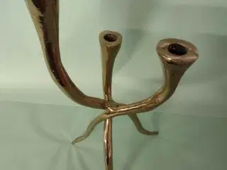 lysestage  designet af David Marshall.