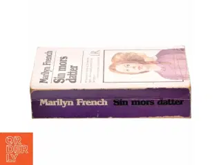 Sin mors datter af Marylin French