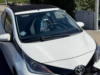 Toyota Aygo x-Wave sky 