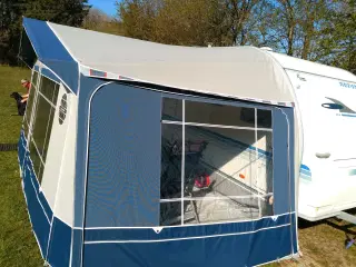 Adria adora 462pu