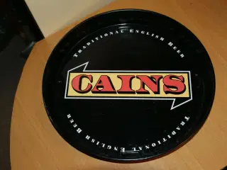 Cains serverings bakke sælges