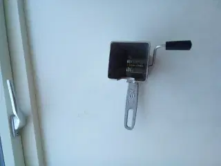 NEM persillekværn i aluminium