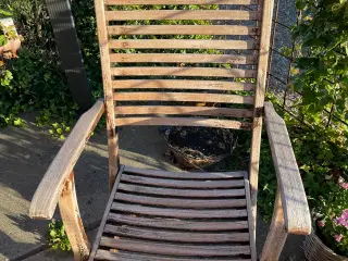 Havemøbler, 4 havestole med hynder og bord