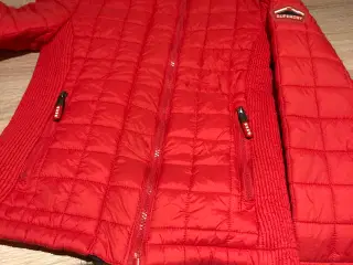 Superdry jakke Rød
