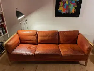 Arkitekttegnet sofa