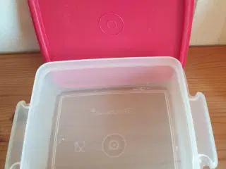 Tupperware firkantet box eller madkasse