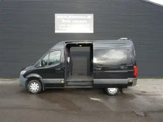 Mercedes-Benz Sprinter 319 3,0 CDI A2 H2 RWD 190HK Van Aut.