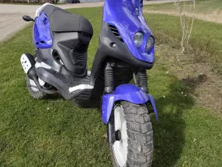 Sælger denne fine scooter