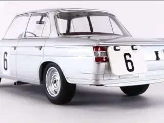 1/18 BMW 1800 TISA 