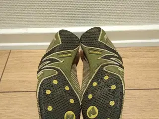Fine damesko med Velcro, MERRELL, str. 40.