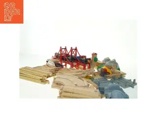 BRIOTrætogbane med tilbehør fra Brio