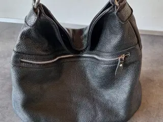 HÅNDTASKE