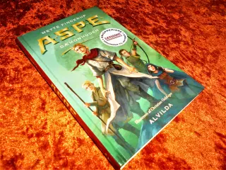 A.S.P.E, dæmonhuden, Mette Finderup