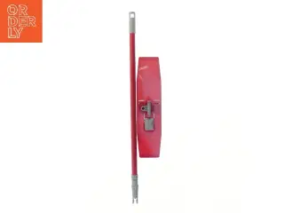 Rød moppe med justerbart skaft (str. 75 cm)