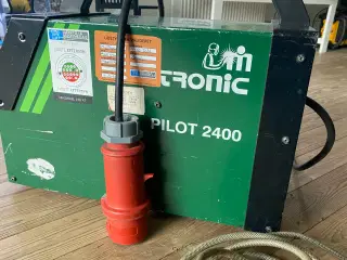 Svejse maskin . Micatronic Pilot 2400 . Kompi Tig/