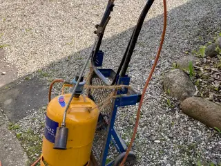 Gasbrænder med flaske og vogn