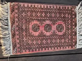 Ægte tæppe i 90 x 52 cm (A)