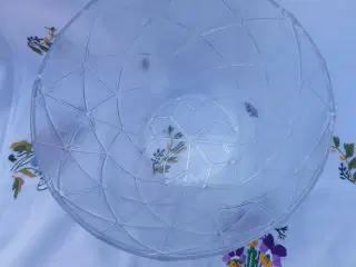Gammel glasskål 