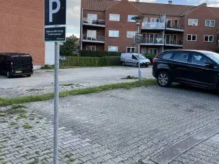 Parkeringsplads til leje - Nyborgvej 1
