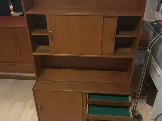 Teak træs møbler 