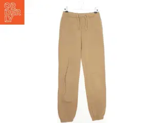 Brune joggebukser fra Only (str. 164)