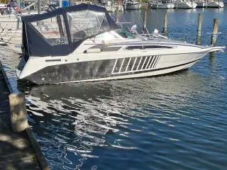 Rinker Fiesta Vee 260