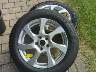 Vinterdæk og alu Michelin 17" 5 x115